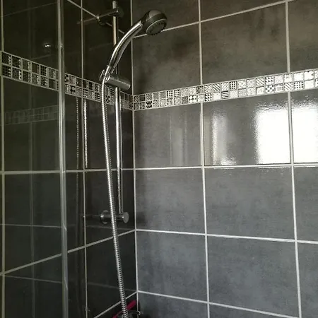 Le Moussaillon - F2 à 20 M De La